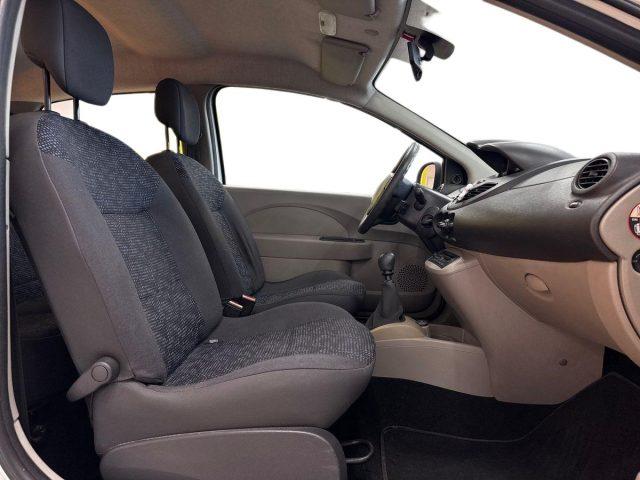 RENAULT Twingo 1.2 8V Dynamique