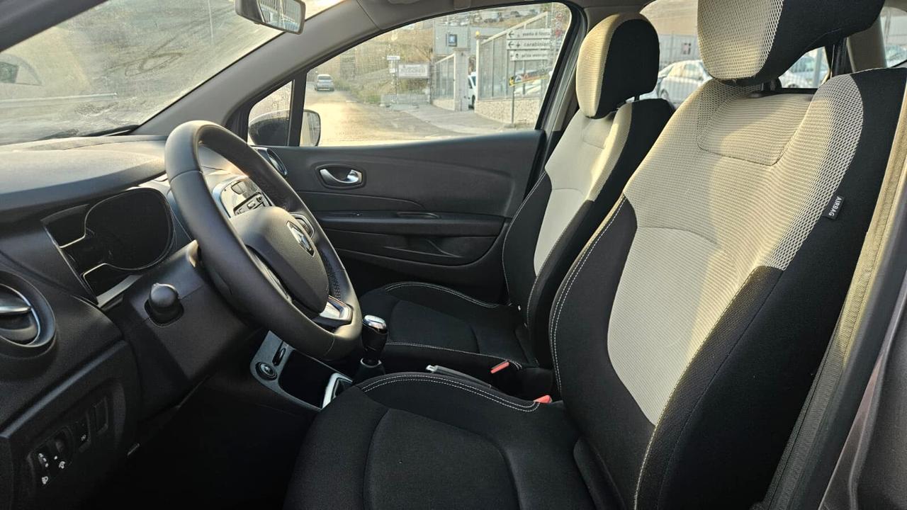Renault Captur dCi 90CV Energy Intens