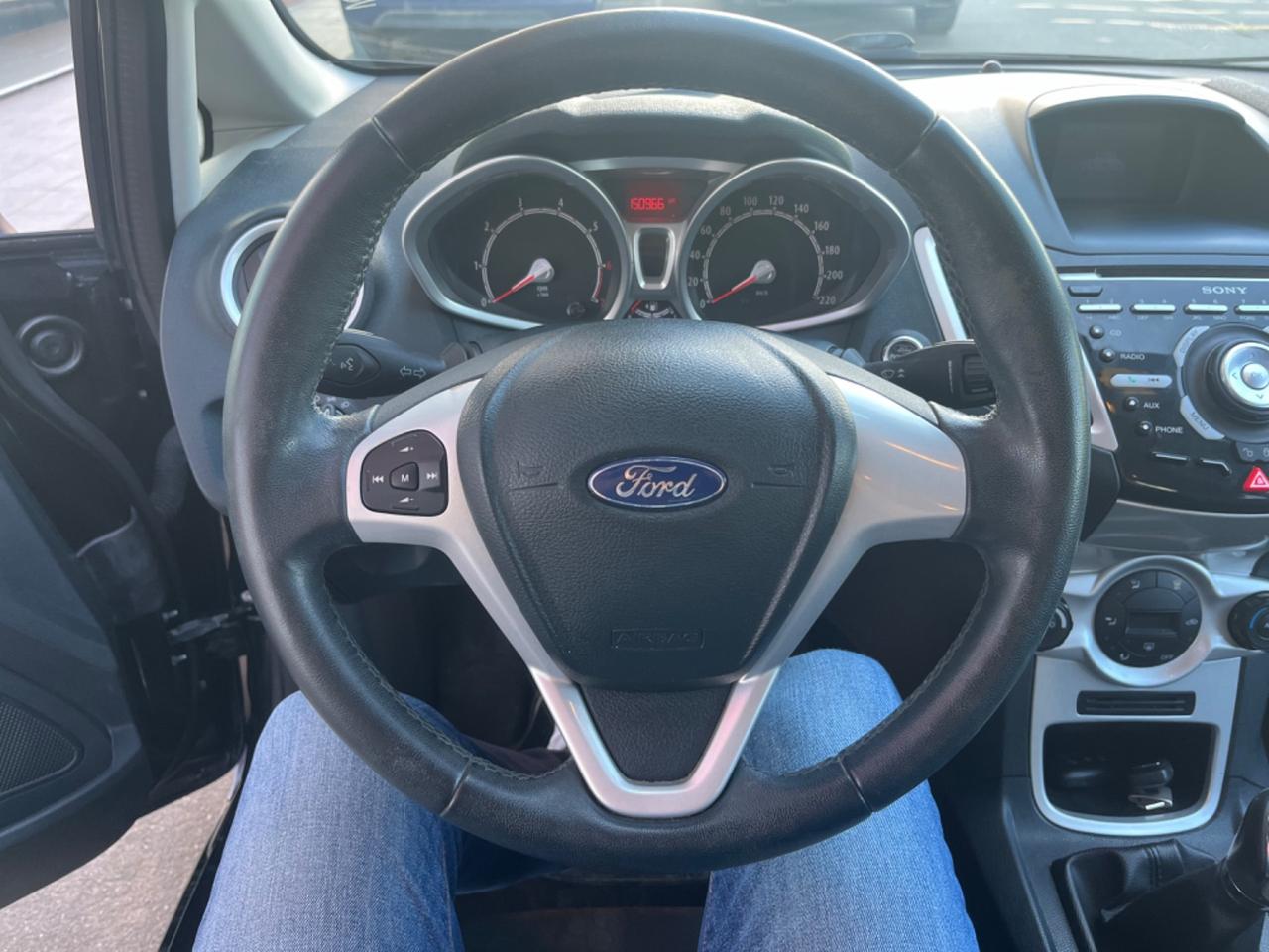 Ford Fiesta 1.4 5 porte Bz.- GPL Titanium