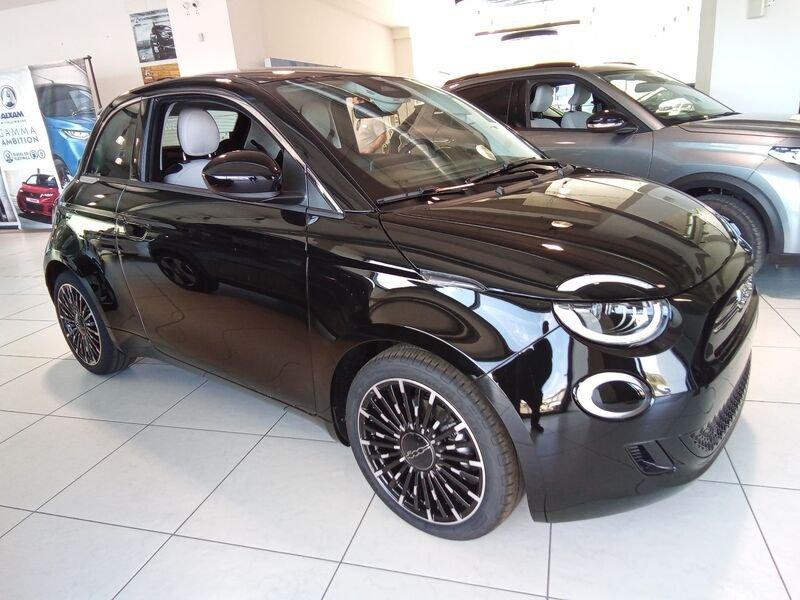 FIAT 500 Hybrid Hybrid Icon