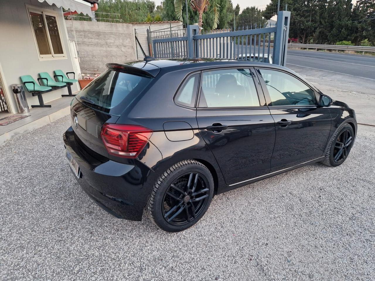 Volkswagen Polo Business 1.6 TDI 95 CV 5p. Highline BlueMotion Tech.