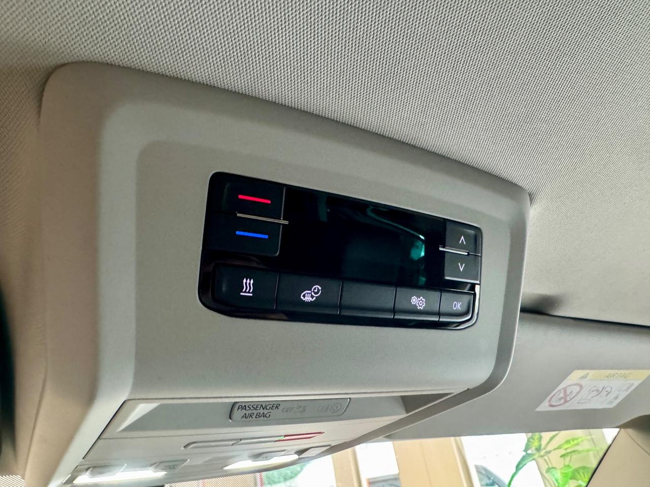 Volkswagen Multivan T6.1 - SOLO 89.000 KM - FULL