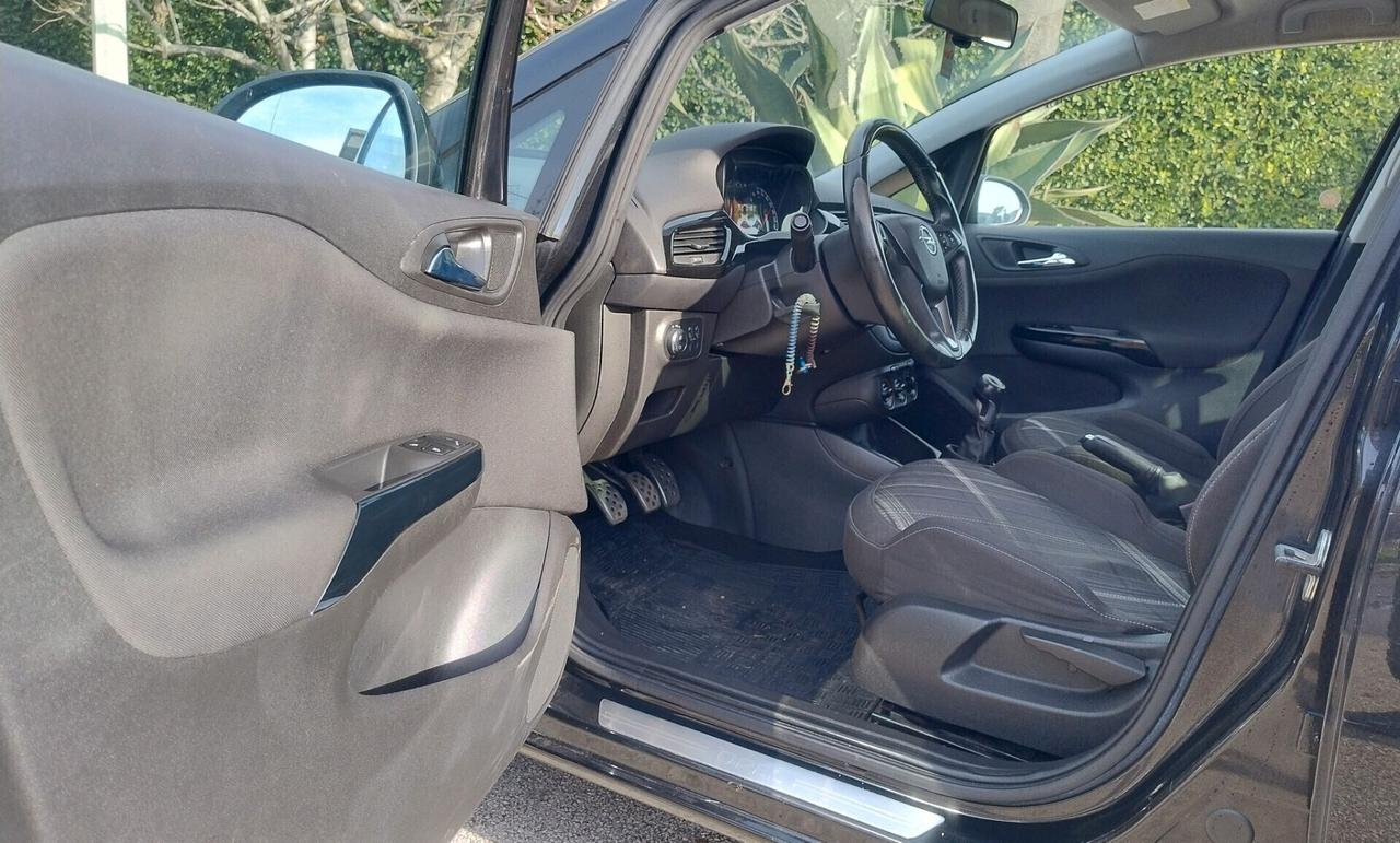 Opel Corsa 1.2 5 porte GPL
