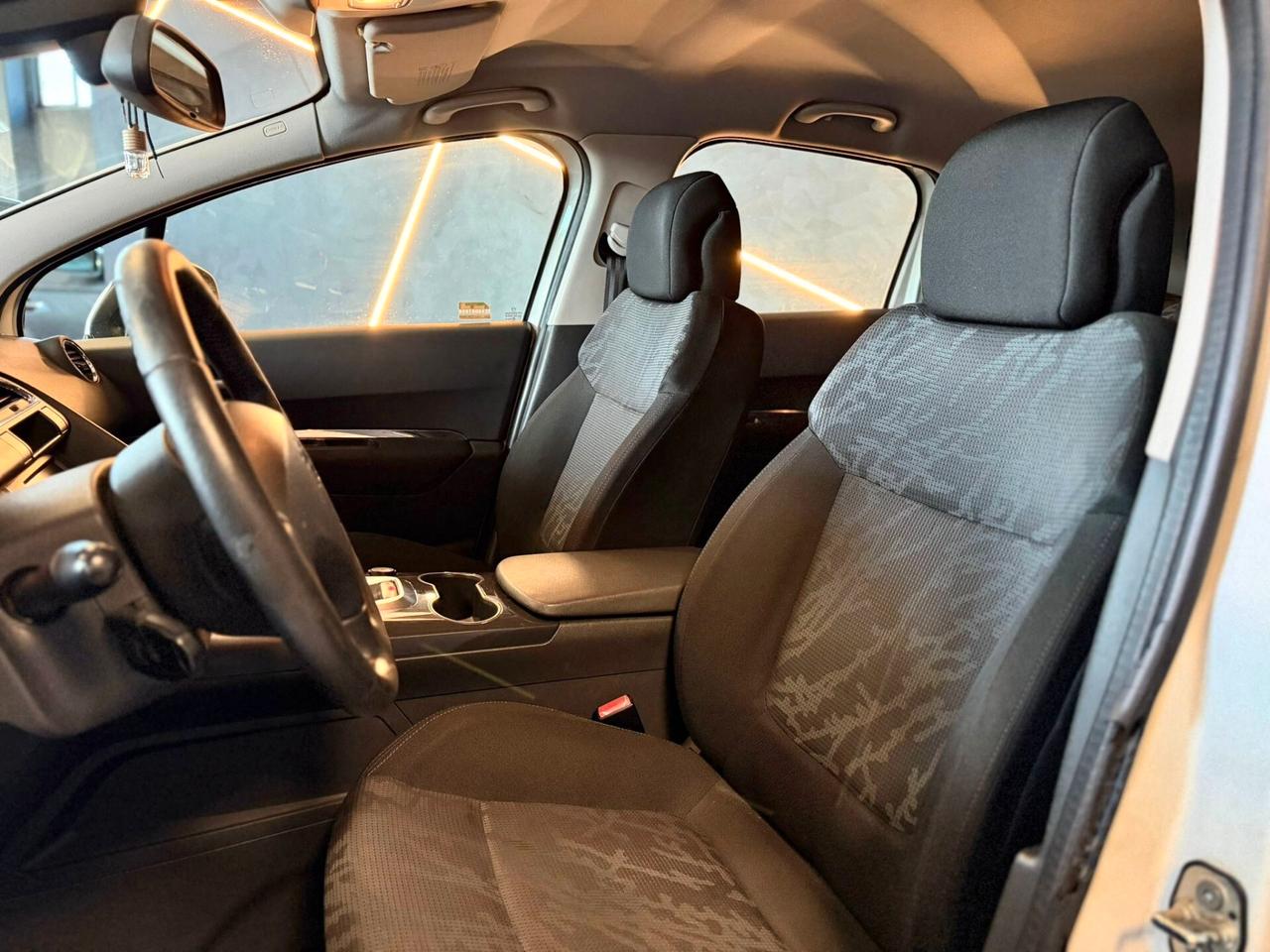 Peugeot 3008 1.6 HDi 110CV Tecno