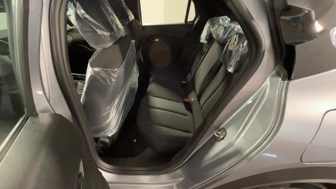 Lancia Ypsilon Hybrid e-DCT