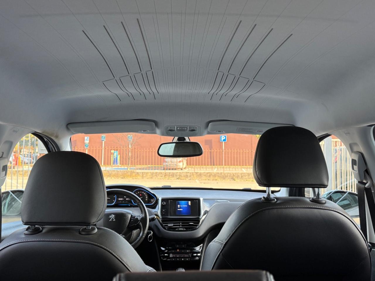 Peugeot 2008 1.6 e-HDi 115 CV Stop&Start Allure