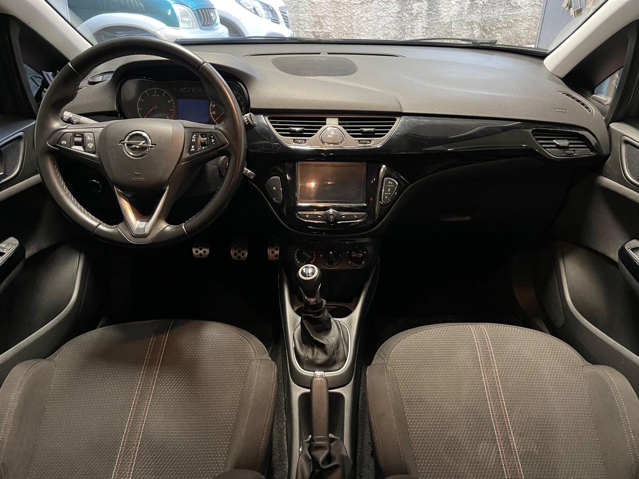 Opel Corsa 1.2 5 porte