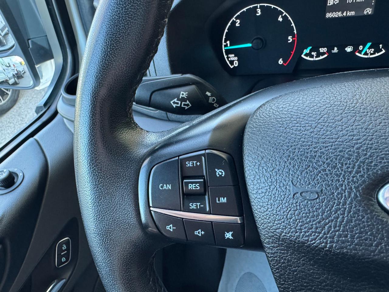 Ford Transit Custom 2.0tdci 130CV GARANZIA 24 MESI