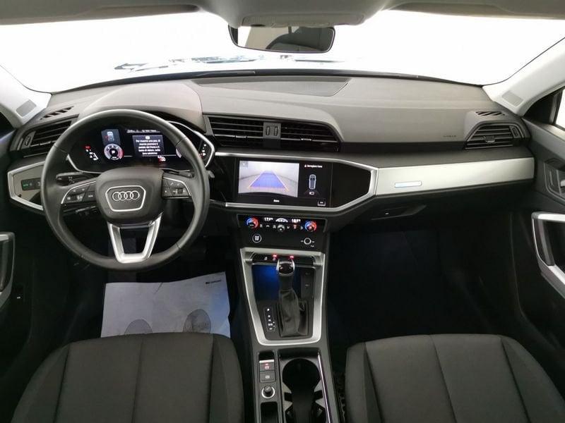 Audi Q3 35 2.0 tdi Business Advanced s-tronic