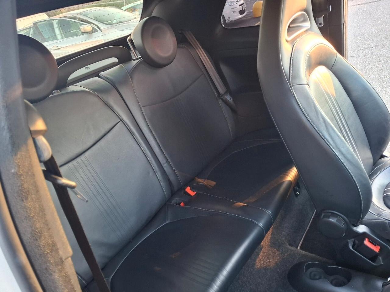 Abarth 500 C 1.4 Turbo T-Jet MTA Bicolore