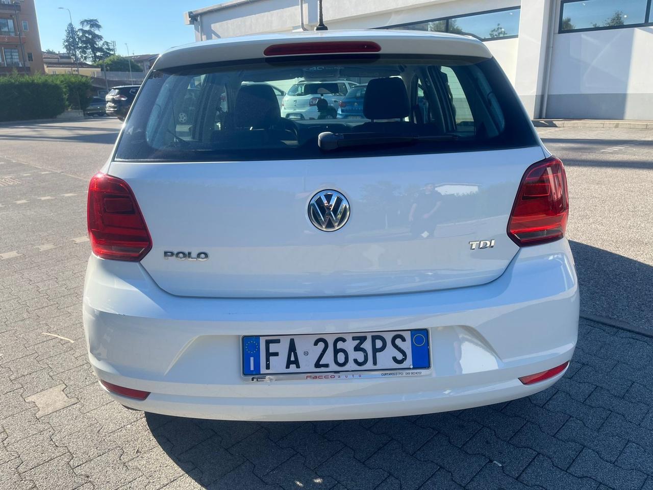 Volkswagen Polo 1.4 TDI 5p. Anno 2015 x neo pat