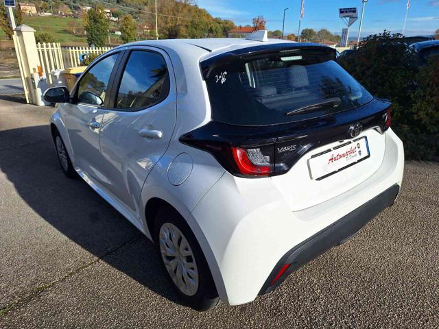 TOYOTA Yaris 1.5 Hybrid 5 porte Active