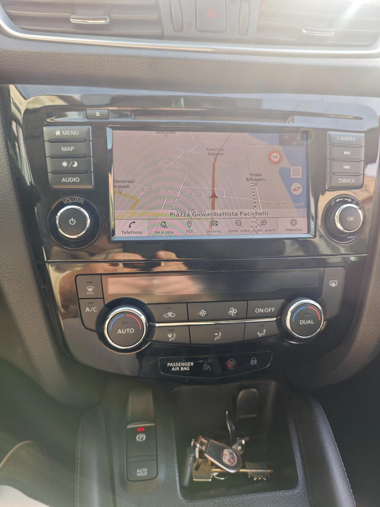 Nissan Qashqai 1.3 DIG-T 140 CV Business