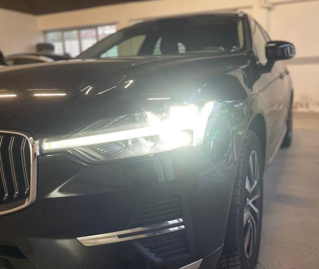 VOLVO XC60 B4 (d) AWD automatico Plus Bright