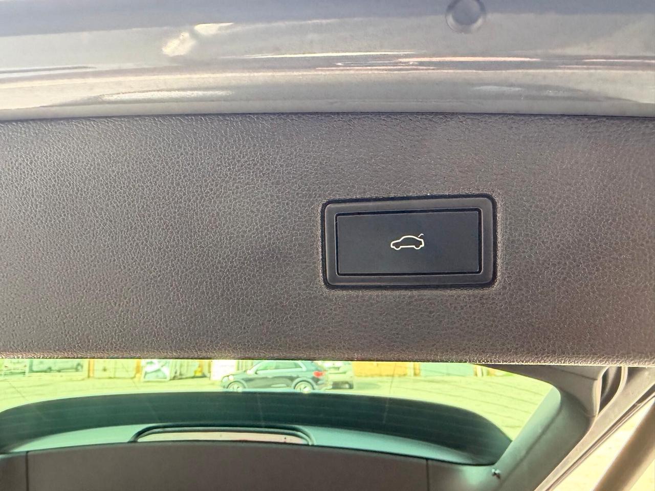 Volkswagen Tiguan 2.0 TDI 200 CV SCR DSG 4MOTION R-Line TETTO APRIBILE