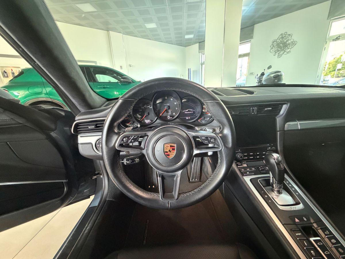 PORSCHE - 911 CoupÃ¨ - 911 3.0 Carrera 4 CoupÃ©
