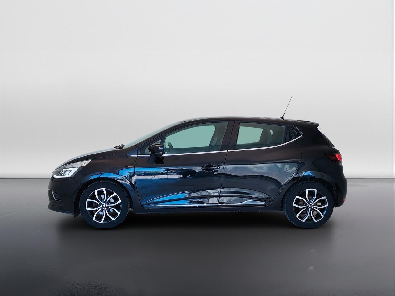 RENAULT Clio IV 2017 - Clio 1.5 dci Moschino Zen 90cv