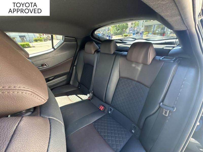 Toyota C-HR 1.8H LOUNGE 2WD E-CVT MY18