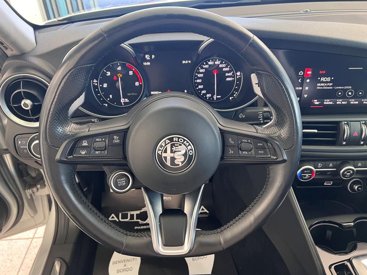 ALFA ROMEO Giulia 2020 2.2 Veloce Q4 210 cv auto - STORICO TAGLIANDI