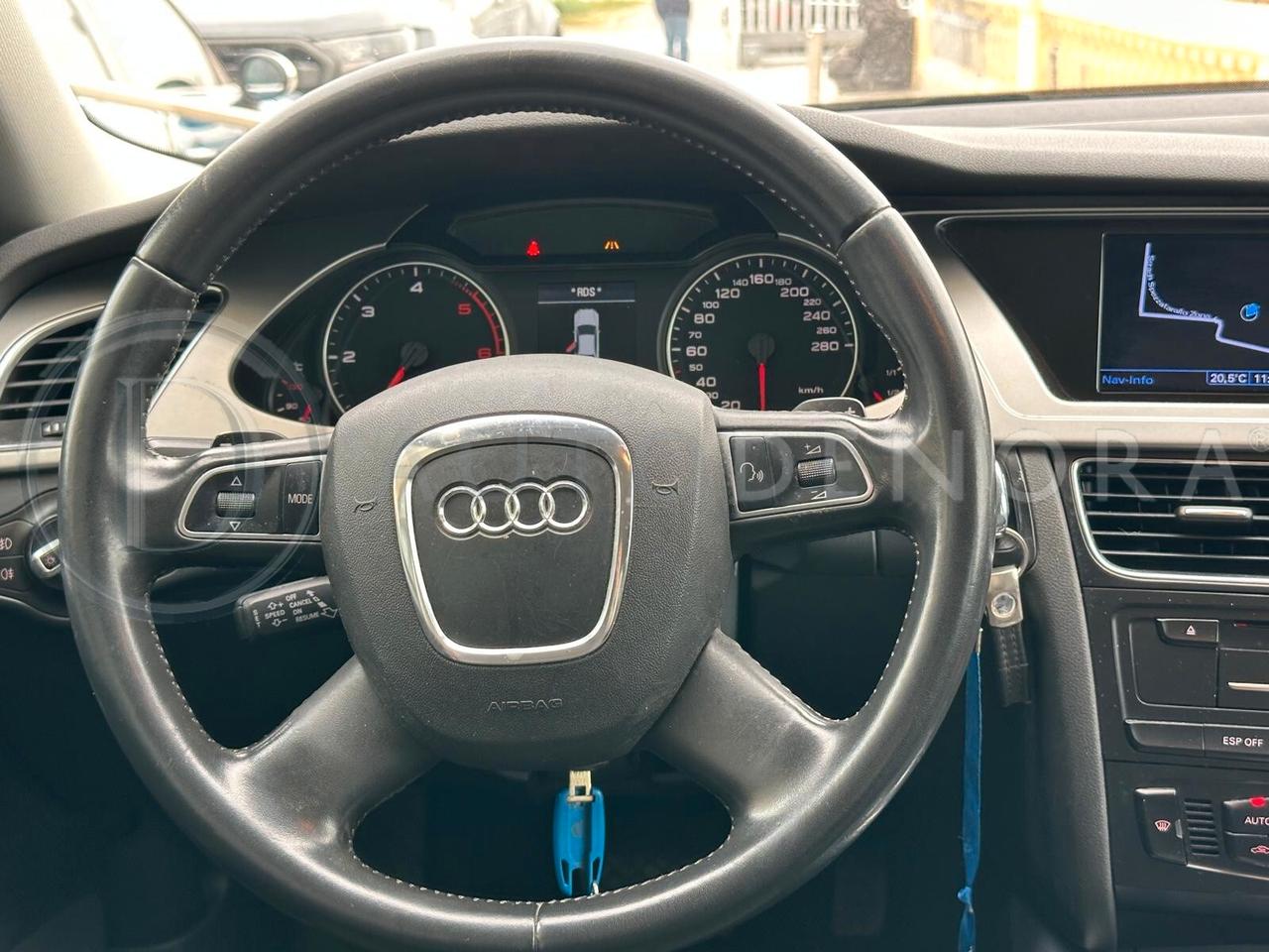 Audi A4 2.0 TDI 143CV UNICO PROPRIETARIO XENO,NAVI