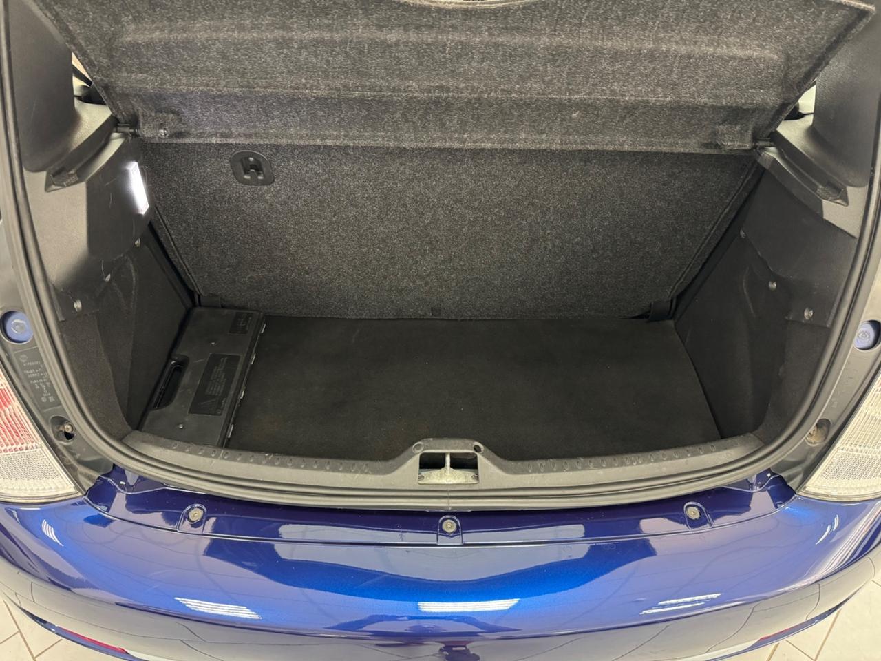 Lancia Ypsilon 1.2 Platino