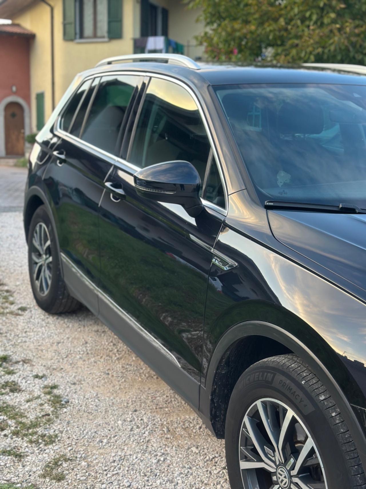 Volkswagen TIGUAN 2.0 TDI EU6B KMCERT GARANZ