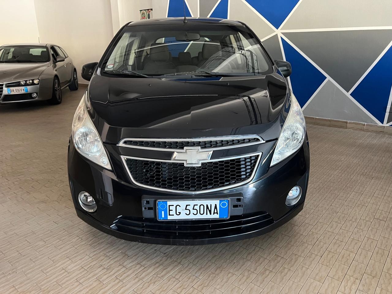 Chevrolet Spark 1.0 5 Porte Neopatentati