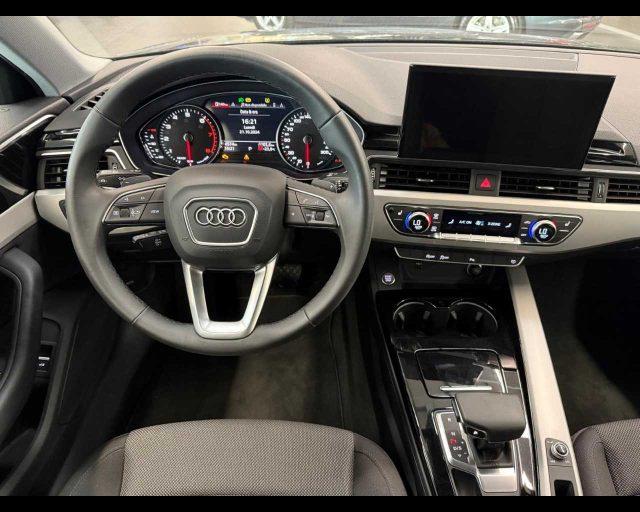 AUDI A4 Avant 35 TFSI S tronic Business Advanced