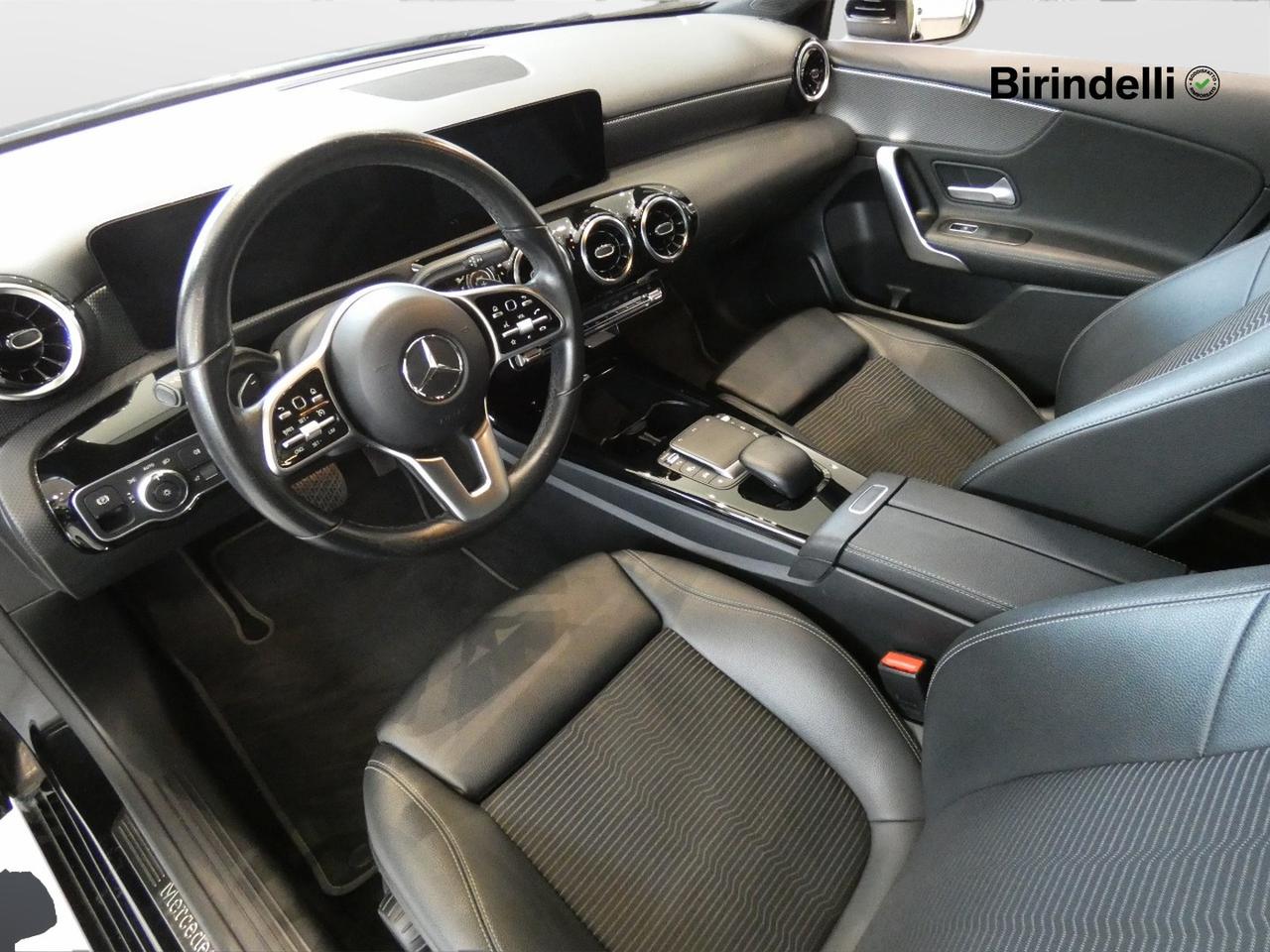 Mercedes-Benz Classe A (W177) - A 180 d Automatic Business
