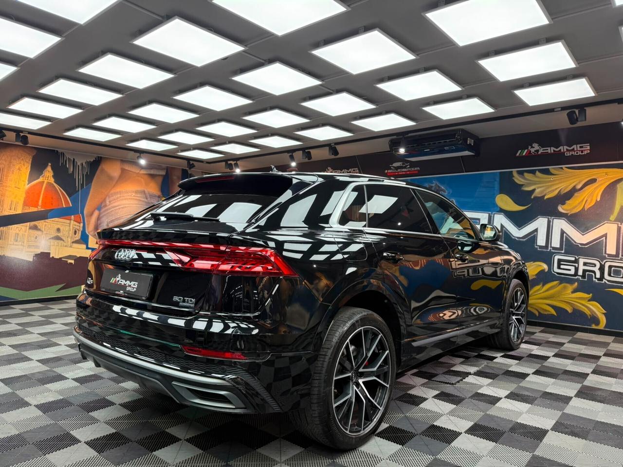 Audi Q8 50 TDI 286 CV quattro tiptronic Sport (734)