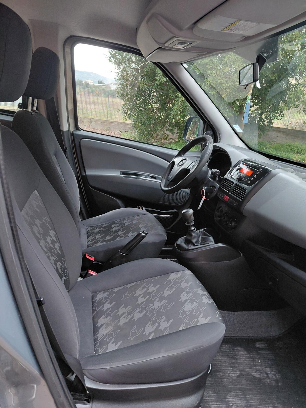 Opel Combo 1.6 CDTi 105CV PC-TN Elective