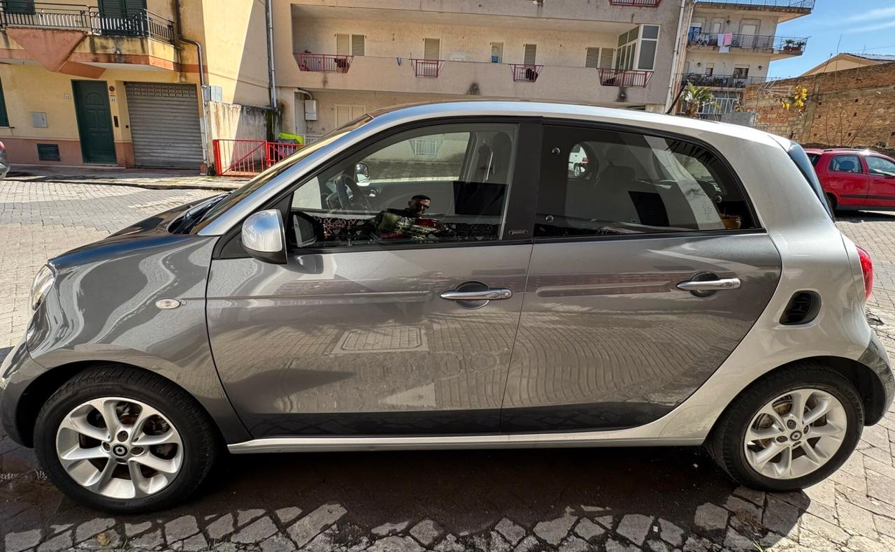 Smart ForFour 70 1.0 Passion