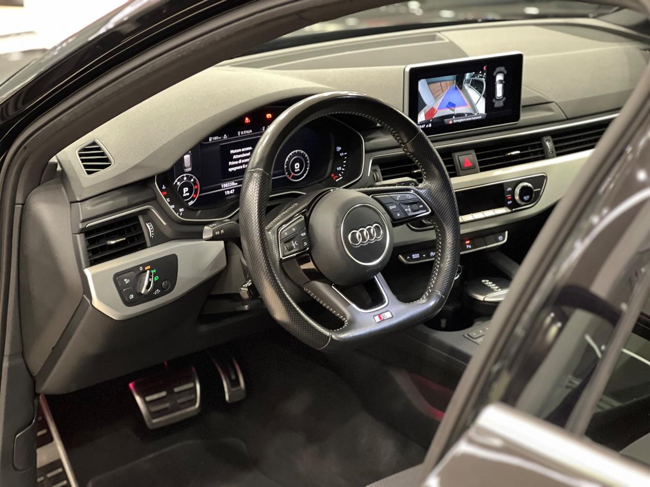 Audi A4 Avant 40 TDI quattro S tronic line edition