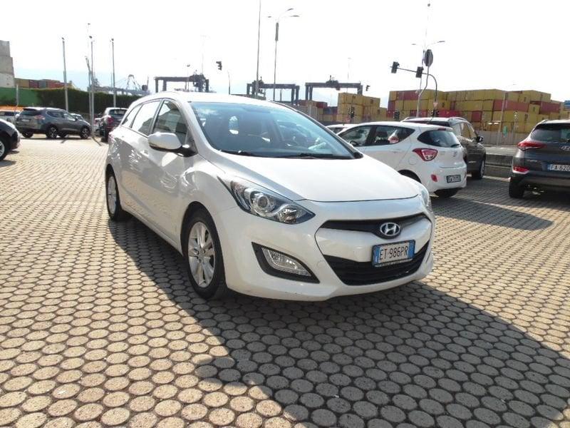 Hyundai i30 i30 Wagon 1.6 CRDi Comfort + PACK FRIZIONE NUOVA AL 100%