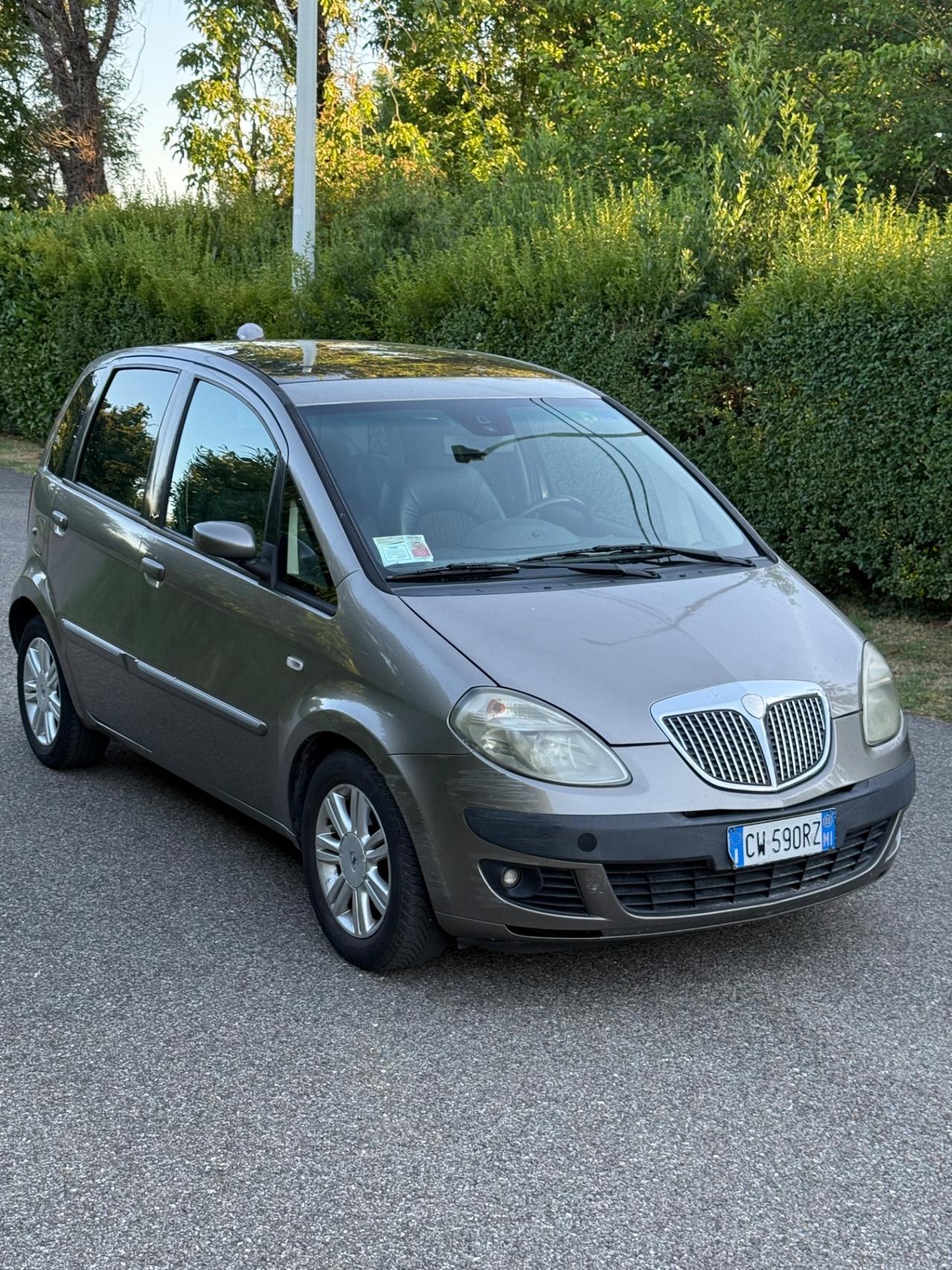 Lancia MUSA 1.9 Multijet Oro