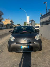 TOYOTA IQ