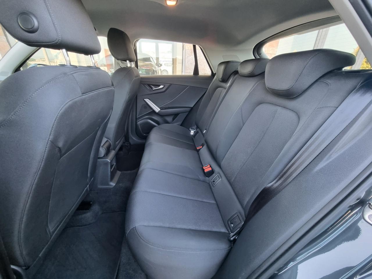 Audi Q2 30 TFSI Business