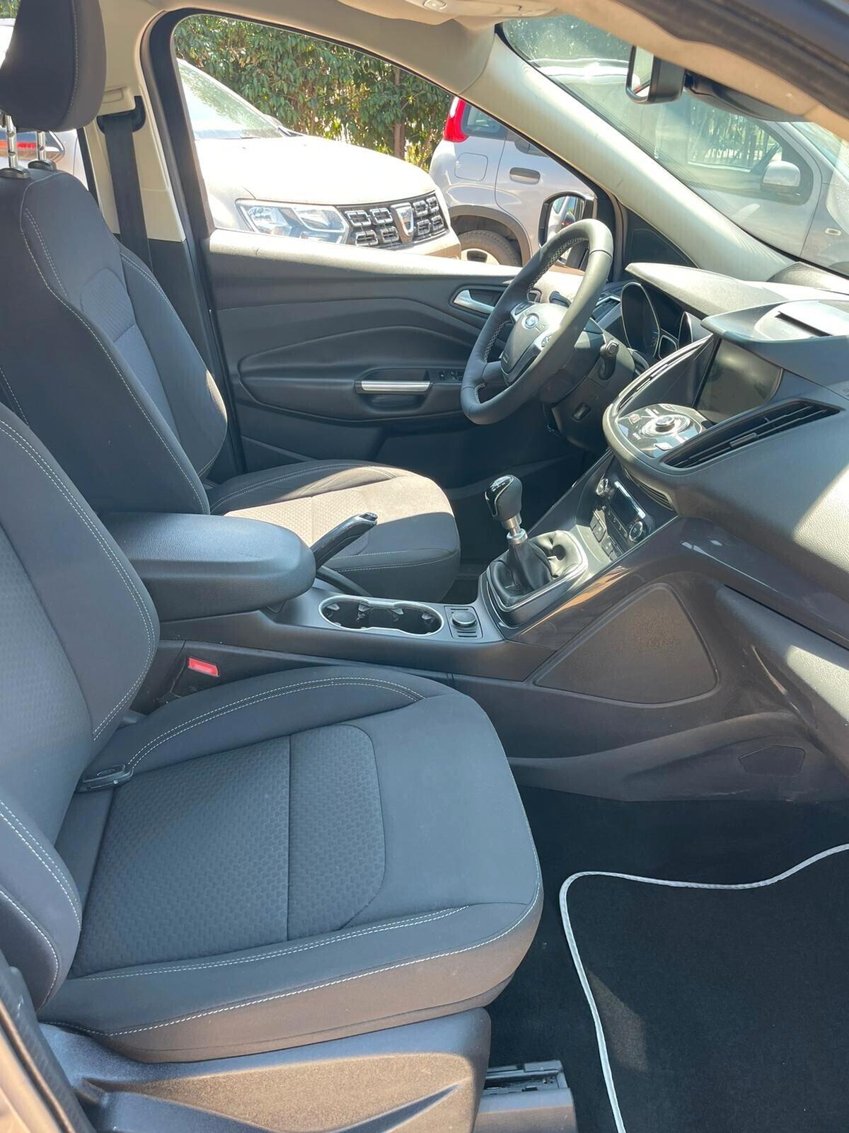 Ford Kuga 2.0 TDCI 150 CV S&S 4WD