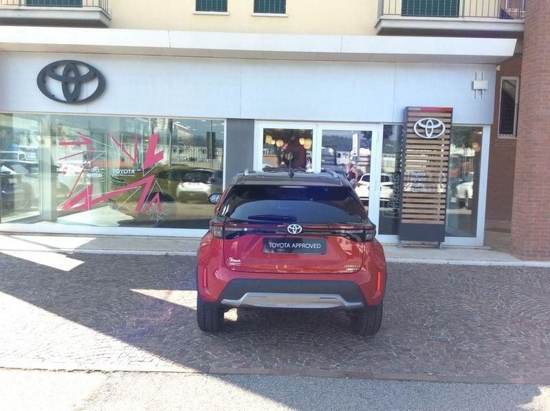 Toyota Yaris Cross 1.5 Hybrid 5p. E-CVT AWD-i Adventure