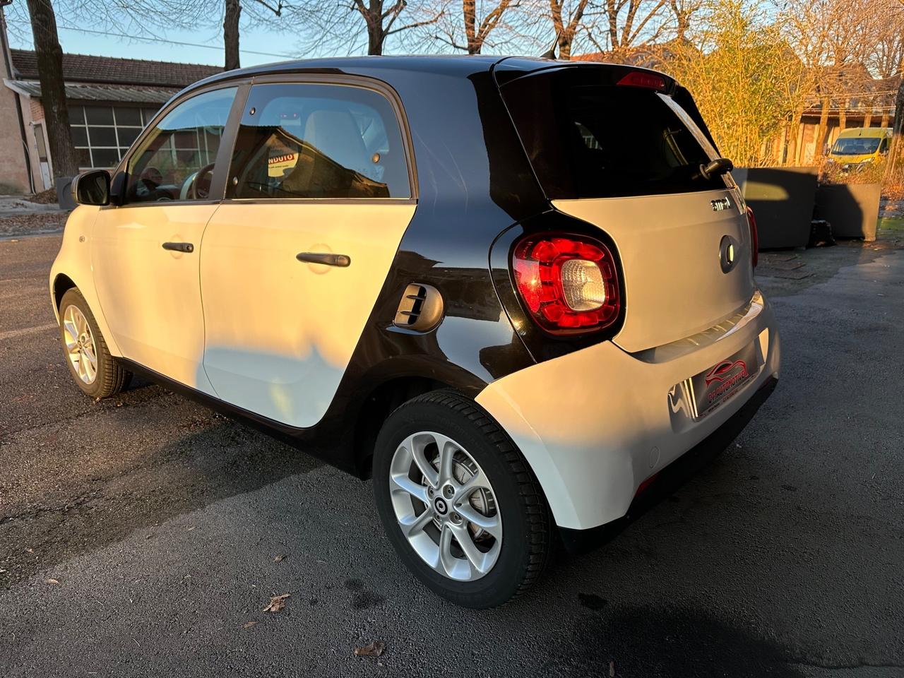 Smart ForFour 70 1.0 Passion