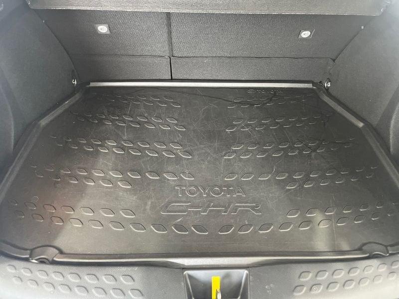 Toyota C-HR C-HR 1.8h Style 2wd e-cvt my19