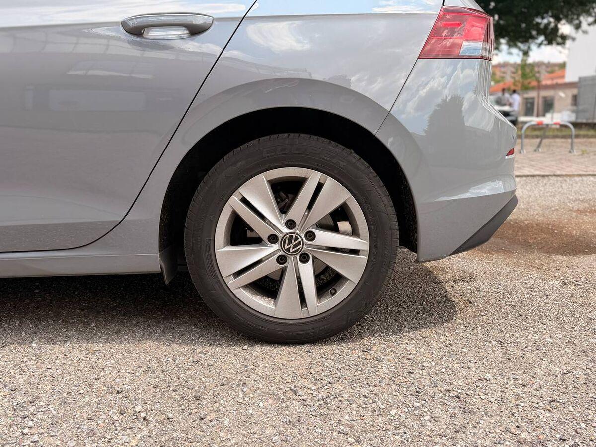 Volkswagen Golf 2.0 tdi Life 115cv dsg