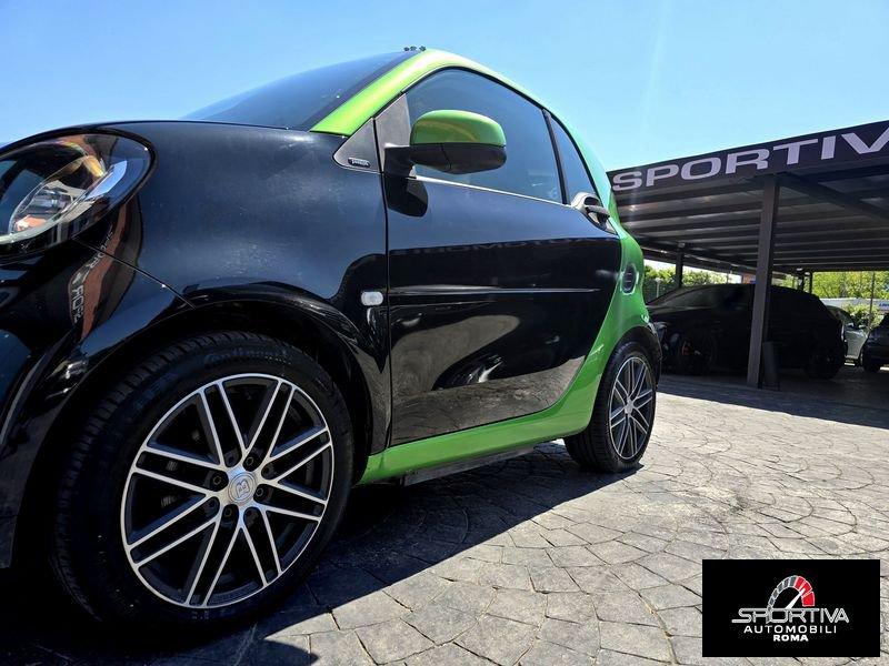 smart fortwo ELETTRICA BRABUS NAVI OTTIME CONDIZIONI