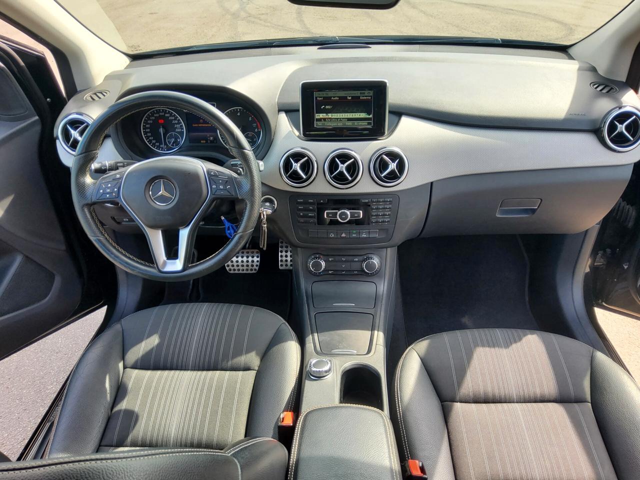 Mercedes-benz B 200 CDI Automatic Premium