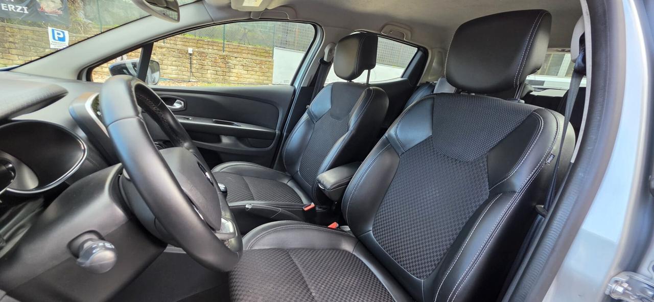 Renault Clio TCe 12V 90CV Start&Stop 5 porte Energy Duel2
