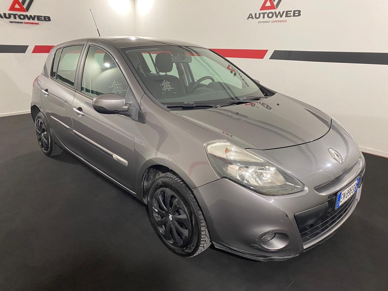 Renault Clio 1.2 16V 5 porte *NEOPATENTATI*
