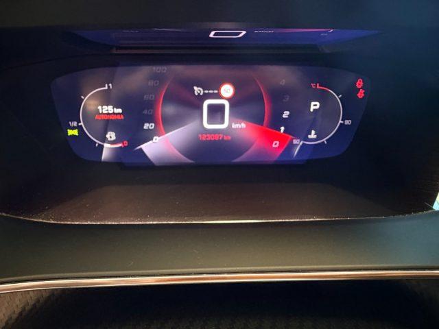 PEUGEOT 2008 BlueHDi 130 S&S EAT8 GT