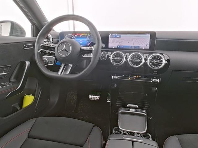 MERCEDES-BENZ A 200 Automatic AMG Line Advanced Plus