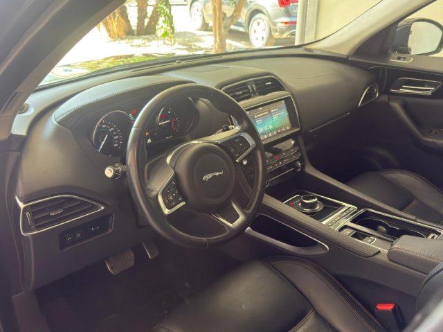 JAGUAR F-Pace 2.0 D 180 CV aut. Prestige