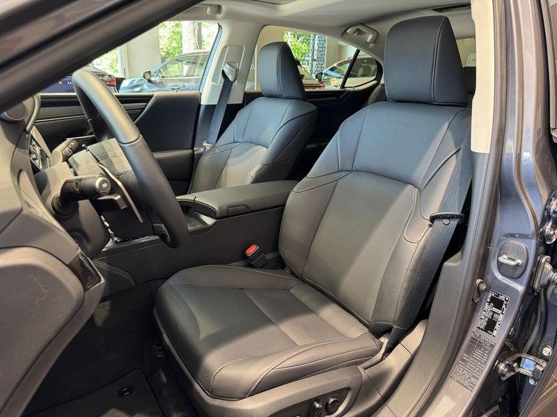 Lexus ES Hybrid Executive